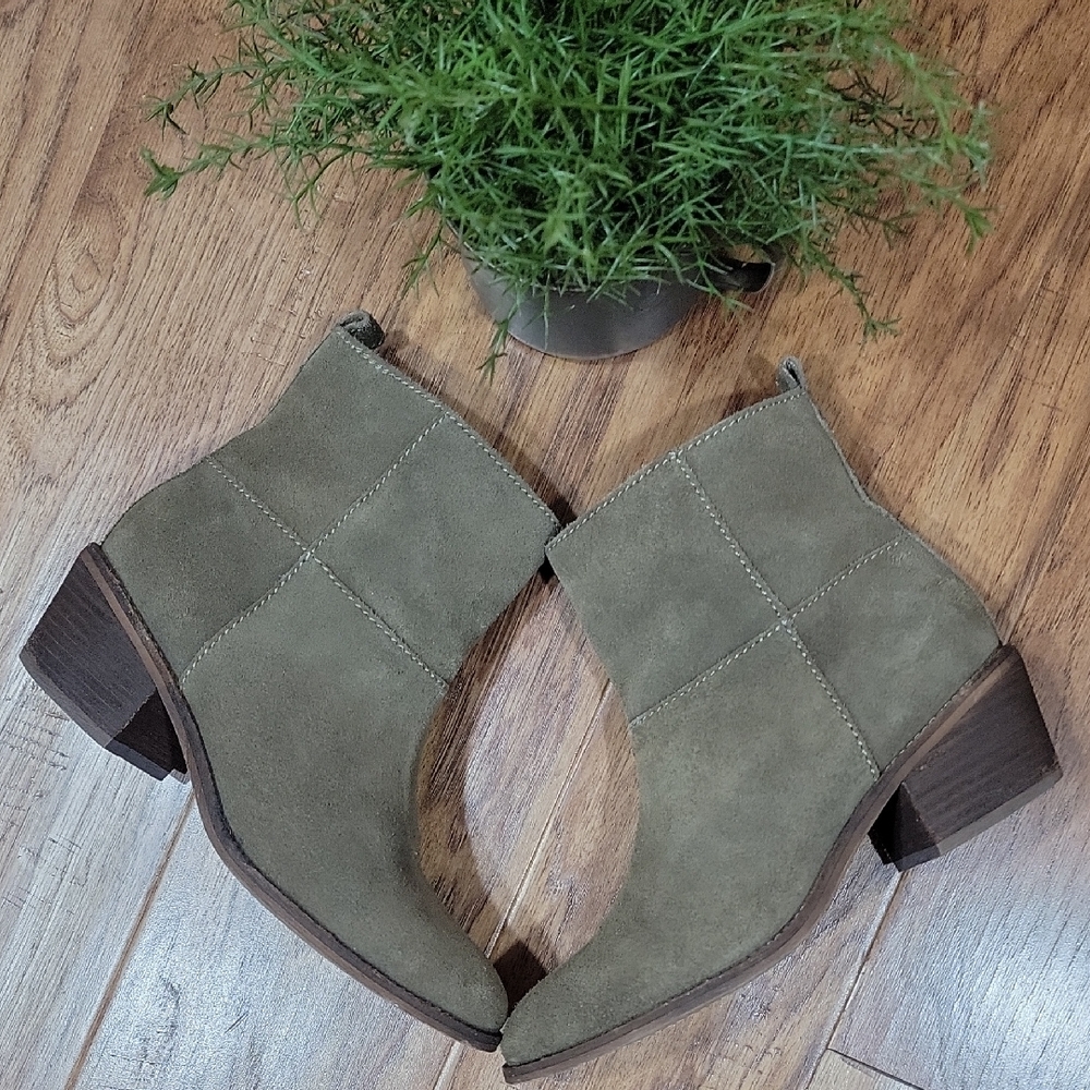 Madewell Khaki Suede Ankle Booties